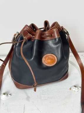 Vintage Dooney & Bourke Pre Tag Bucket Bag Drawstring Leather Black/Tan